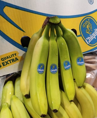 Foto Box di Banane Varietà Cavendish  Origine Ecuador Marchio Chiquita 2