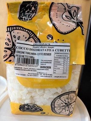 Foto Cocco Disidradato A Cubetti Confezione Da 1 Kg Origine Italia Marchio Fruitsnack 2