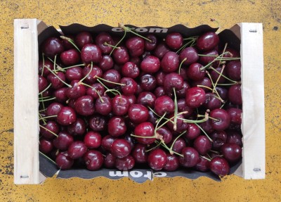 Foto Ciliegie Varietà Regina Calibro 28+ Origine Grecia Marchio Crom 3
