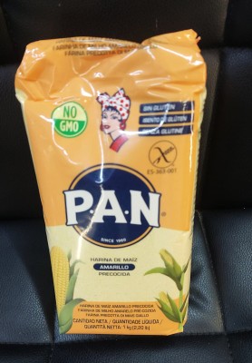 Foto Farina di Mais Arancione Confezione da 1 Kg Origine Italia Marchio Pan        1