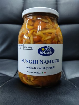 Foto Funghi Nameko Mutabili Confezione da 960 gr Origine Italia Marchio O'Sole e Napule 1