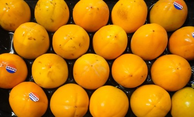 Foto Cachi Mela Varietà Persimon Calibro 20 Origine Spagna Marchio Bosfa  2