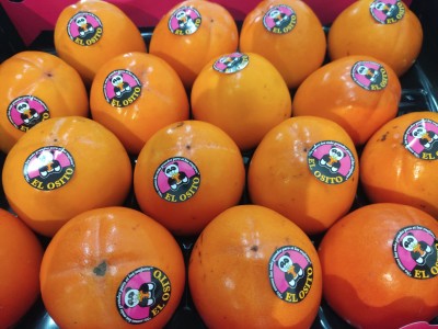 Foto Cachi Mela Varietà Rojo Brillante Calibro 16 Origine Spagna Marchio Elosito	     2