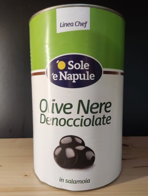 Foto Olive Nere Denocciolate Calibro 28/32 Origine Italia Marchio O Sole E Napule 1