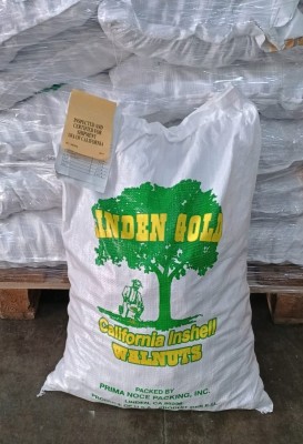 Foto Noci Varietà California Calibro 32+ Origine Usa Marchio Inden Gold           1