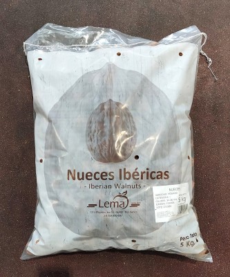 Foto Noci Varietà Howard Calibro 34+ Origine Spagna Marchio Raimondo  1