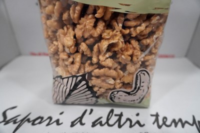 Foto Noci Sgusciate Confezione da 1Kg Origine Chile Marchio Fruitsnack         1