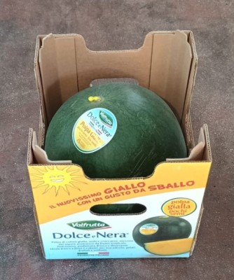 Foto Mini Angurie Perla Nera A Polpa Gialla  Origine Italia Marchio Valfrutta  1