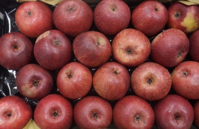 Foto Mele Varietà Annurche Calibro 22 Origine Italia Marchio Granata Marco  2