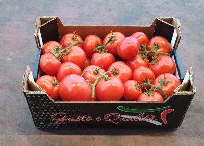 Foto Pomodoro Grappolo Origine Italia Marchio Qualita E Gusto  1