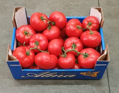 Foto Pomodoro Grappolo Origine Italia Marchio Alma  1
