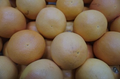 Foto Pompelmi Varietà Star Ruby Origine Sud Africa Calibro 45 Marchio Zest Fruits 2