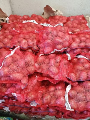 Foto Patate Rosse Sacco Da 3 Kg Origine Italia Marchio Opoa Marsia  2