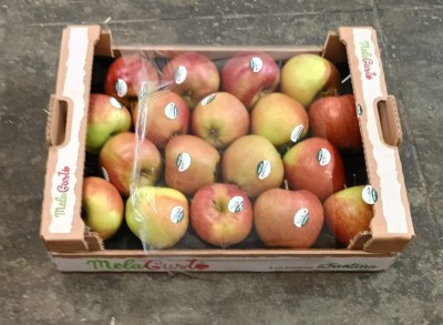 Foto Royal Gala Confezione Da 3 Kg Origine Italia Marchio Melagusto  3