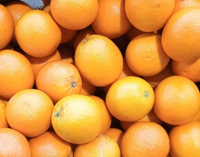 Foto Arance Varietà Valencia Calibro 80 Origine Egitto Marchio Fruttella  2