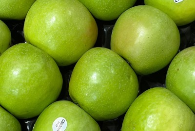 Foto Mele Smith Calibro 80+ Origine Italia Marchio Luciano Fruit 2