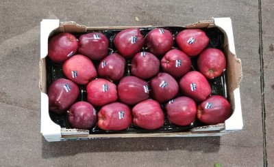 Foto Mele Stark Varietà Red Delicious Lavorazione In Doppio Strato Calibro 75/80 Origine Italia Marchio Melinda  3
