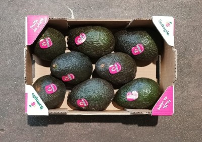 Foto Avocado Hass Calibro 8 Origine Cile Marchio Battaglio        3